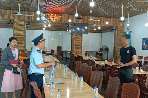Kiểm tra nhà hàng hải sản ở Khánh Hòa bị tố 'chặt chém' 3 khách Trung Quốc