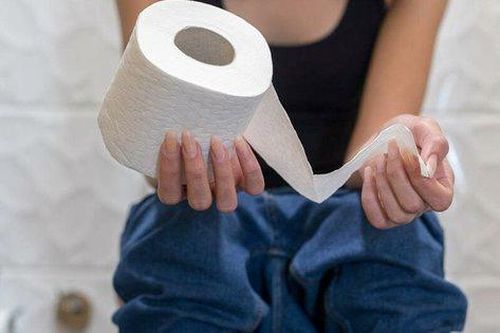 Thuốc làm mềm phân là gì và khi nào cần sử dụng?