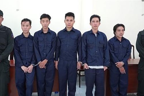 Gài ma túy để hãm hại bạn