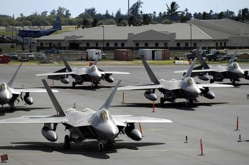 Quốc hội Mỹ cố ngăn Lầu Năm Góc sớm loại biên tiêm kích tàng hình F-22 Raptor