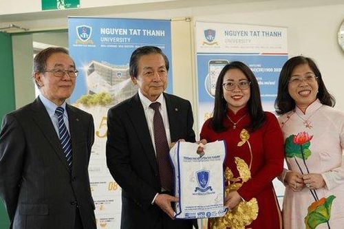 Trường ĐH Nguyễn Tất Thành đặt phân hiệu vệ tinh tại Trường ĐH Aomori Chuo Gakuin (Nhật Bản)