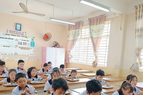 Sớm bố trí vốn xây trường để giải quyết tình trạng thiếu trường lớp