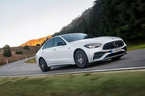 Mercedes-AMG C43 2023 1,4 tỷ đồng 'đối thủ' BMW M340i và Audi S4