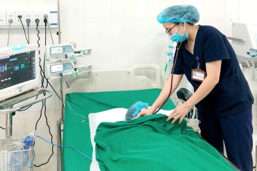 Cứu sống bệnh nhi 13 tuổi nguy kịch do đái tháo đường