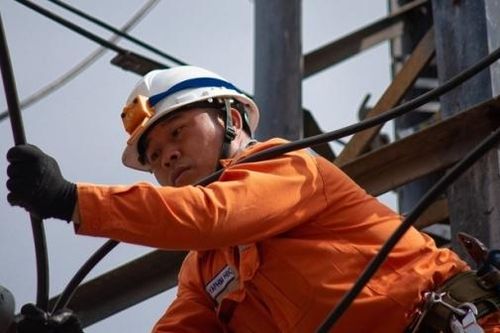 EVNCPC được Fitch Ratings xếp hạng 'BB' với triển vọng tích cực