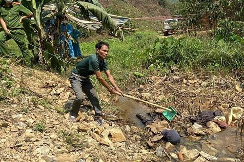 Mâu thuẫn khi uống rượu, bố vợ giết con rể rồi ném xuống suối phi tang
