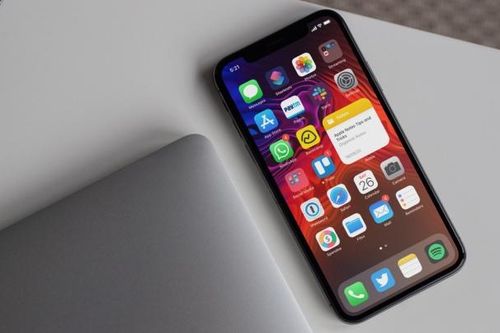 Smartphone bị loạn cảm ứng: Nguyên nhân và cách khắc phục