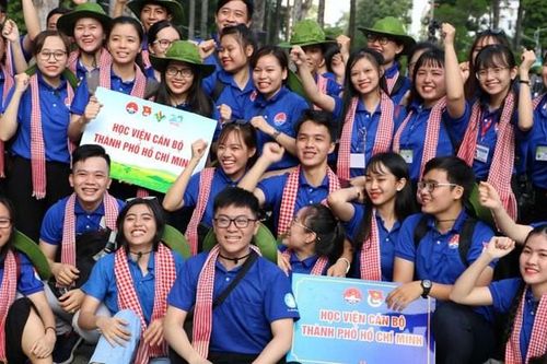 TPHCM: Muốn vực dậy nền kinh tế phải vực dậy tinh thần đội ngũ cán bộ