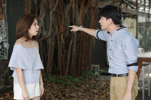 3 vấn đề nghiêm trọng dễ khiến vợ chồng đường ai nấy đi