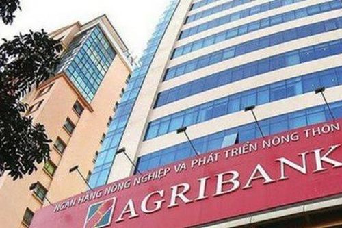 Cựu cán bộ Agribank giả chữ ký hàng trăm khách, chiếm đoạt hơn 55 tỷ đồng