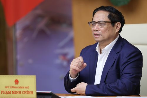 Thủ tướng: Đầu tư công đưa nguồn vốn vào nền kinh tế, thúc đẩy phát triển