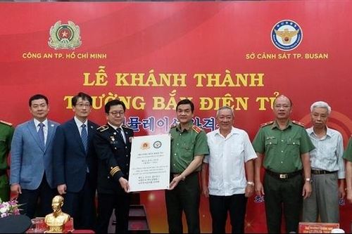 Công an TP Hồ Chí Minh khánh thành trường bắn điện tử hiện đại do Hàn Quốc tài trợ