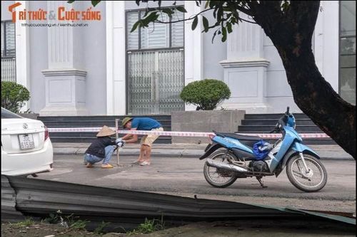 Hà Nội: Dân giăng 'bẫy' dây thép gai ở chung cư Hateco Apollo