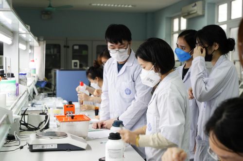 Gỡ khó trong tự chủ đại học
