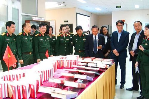 Hưởng ứng Ngày sách và Văn hóa đọc Việt Nam lần thứ 2 năm 2023 trong Quân đội