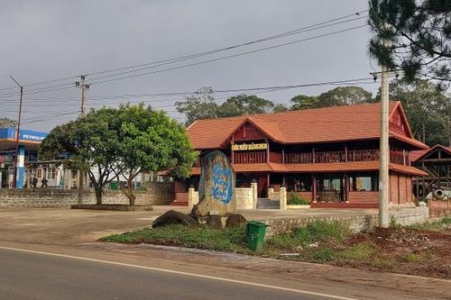 Kon Tum: Chính quyền chậm xử lý sai phạm vụ nhà hàng 'núp bóng' dự án bảo tồn hoa phong lan
