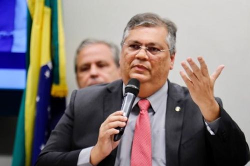 Brazil có thể đình chỉ các mạng xã hội có nội dung bạo lực học đường