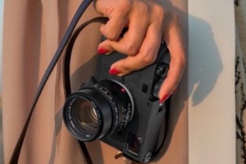 Hình ảnh đầu tiên của máy ảnh số đen trắng nhà Leica