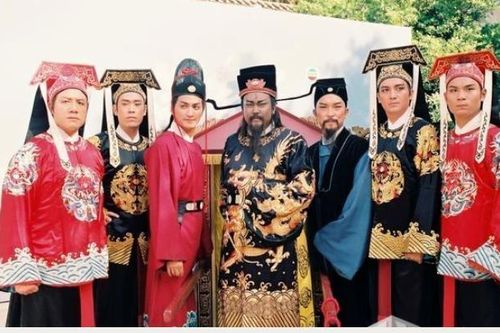 Ảnh hiếm hậu trường 'Bao Thanh Thiên' 1993 giờ mới được tiết lộ