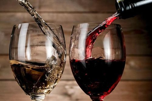 Cách rửa ly thủy tinh bị ố màu chỉ với nguyên liệu giá rẻ