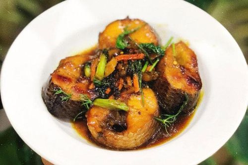 Muốn cá kho không tanh, chắc thịt, vị đậm đà phải có những gia vị này