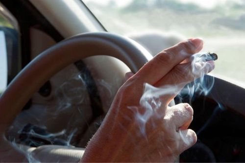 Những mẹo vặt dễ làm khi chăm sóc ô tô
