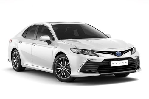 Soi giá xe Toyota Camry tại Việt Nam