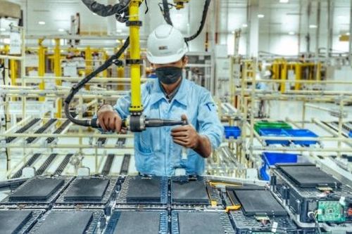 Sẽ có nhà máy tái chế pin chuyên dụng cho xe điện tại Hà Tĩnh