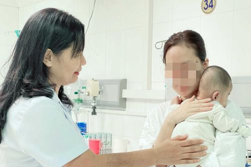 Hoàn thiện chính sách pháp luật để ngành y tế phát triển