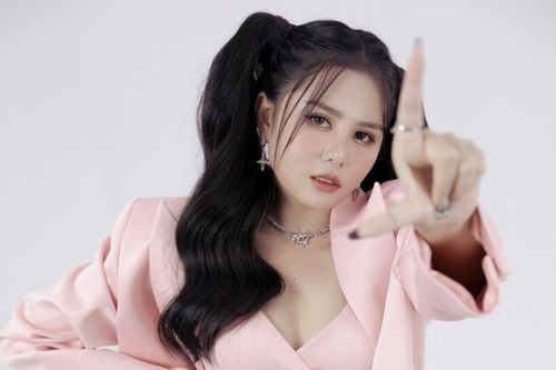 Chủ nhân bản hit 'Sánh duyên': Làm mẹ đơn thân không cho phép tôi sống tùy ý