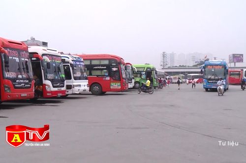 Xe khách, đường sắt tăng chuyến phục vụ khách dịp nghỉ lễ