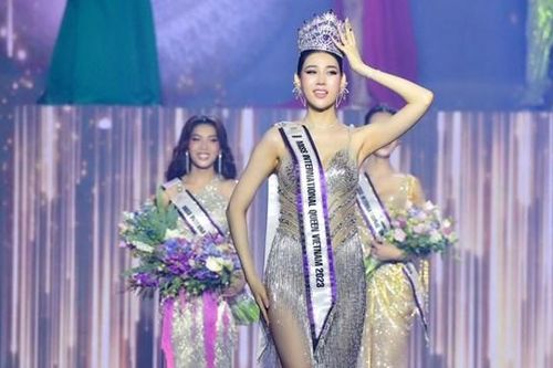 Công ty của Hương Giang không chấp hành dừng chung kết Đại sứ Hoàn Mỹ