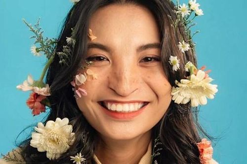 'Chân dài' GenZ vượt qua khiếm khuyết để truyền cảm hứng