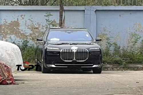 BMW i7 chạy điện đã về Việt Nam, sẵn sàng 'đấu' Mercedes-Benz EQS