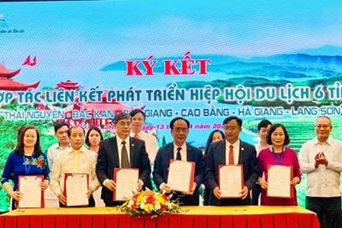 Thái Nguyên tham dự hội nghị xúc tiến, quảng bá du lịch tại Hà Nội
