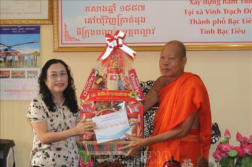 Hội đồng Dân tộc của Quốc hội chúc Tết Chôl Chnăm Thmây tại Bạc Liêu