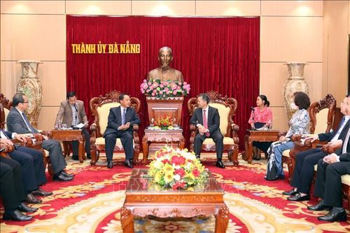 Đà Nẵng đẩy mạnh hợp tác thương mại, giáo dục, du lịch với tỉnh Savannakhet, Lào