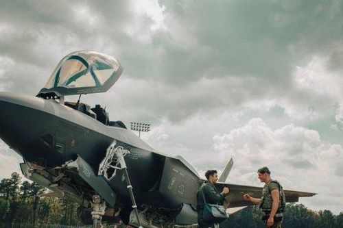 Tiết lộ vai trò của tiêm kích tàng hình F-35 Mỹ trong giai đoạn đầu xung đột ở Ukraine