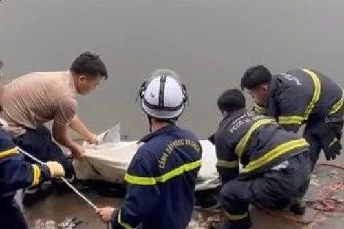 Hà Nội: Câu cá ở hồ, người đàn ông ngã xuống nước tử vong