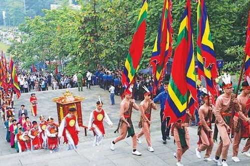 Dự kiến có 8 triệu lượt khách về Đền Hùng trong năm 2023