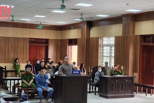 Các bị cáo mua bán người, giữ người trái pháp luật lĩnh án