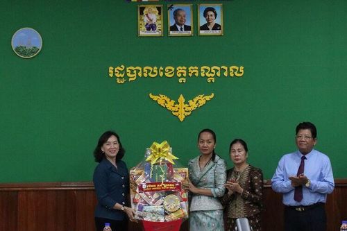 'Mãi mãi xanh tươi, đời đời bền vững'