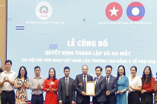 Phú Thọ: Ra mắt Chi hội Hữu nghị Việt Nam – Lào trường Cao đẳng Y tế