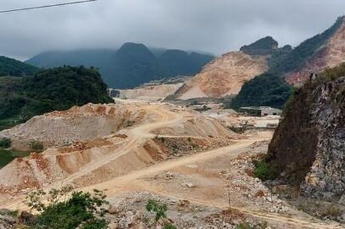 Nghệ An: Xử phạt hai doanh nghiệp khai thác lấn chiếm đất