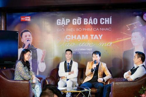 'Chạm tay vào ước mơ' - Câu chuyện tình lãng mạn nhưng đầy éo le