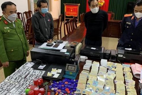 Xét xử đường dây làm giả hơn 1.800 tài liệu của cơ quan, tổ chức