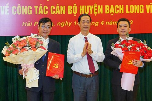 Ông Bùi Trung Tiến giữ chức Bí thư Huyện ủy Bạch Long Vỹ, Hải Phòng