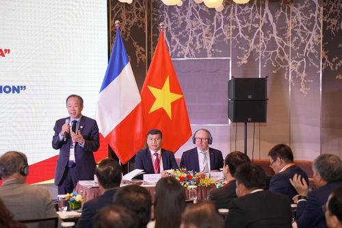 Cùng hợp tác vượt qua thách thức trong quá trình phát triển
