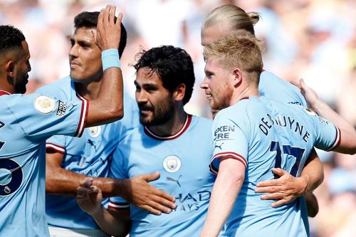 Barca nhanh tay chiêu mộ 'công thần' của Man City