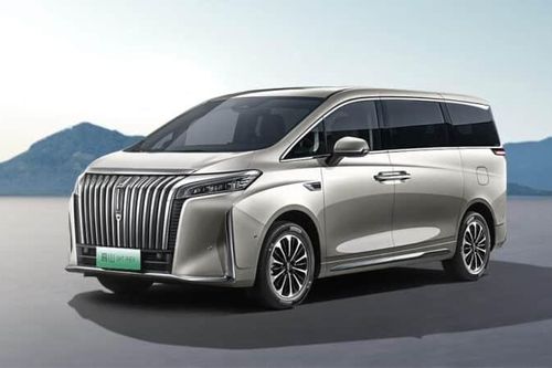 Hãng xe Trung Quốc tiếp tục 'nhái' Toyota Alphard